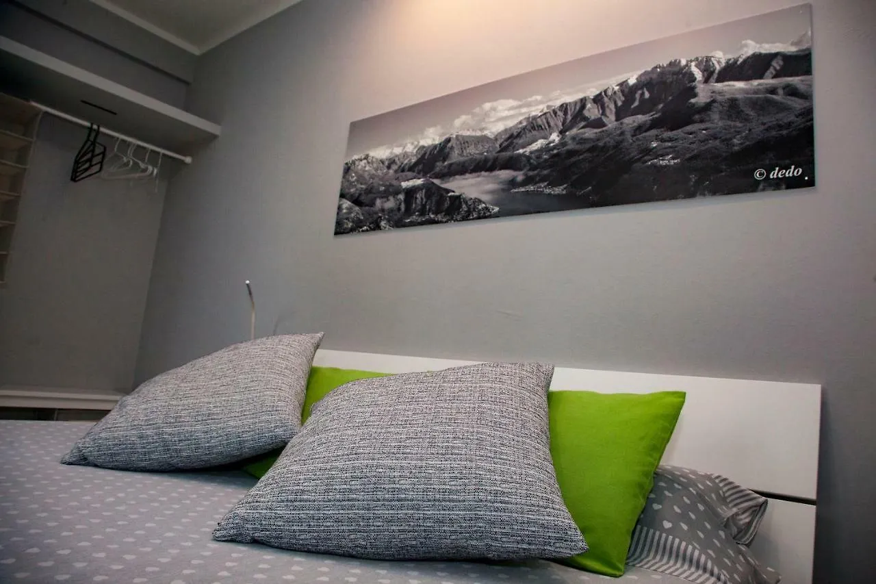 Apartment Voi Da Noi - Home Experience Cuasso Al Monte Italy